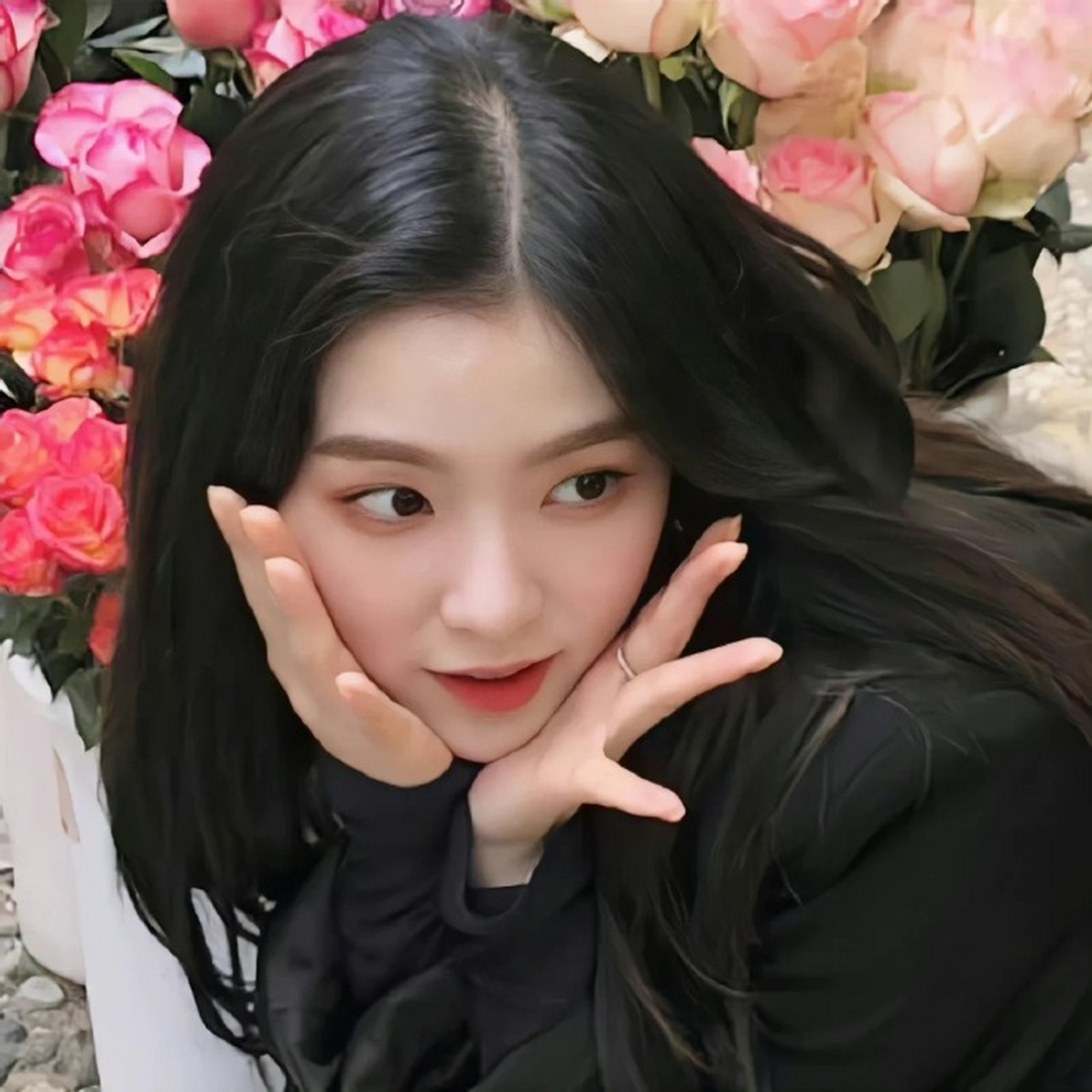 星闻#  神颜裴珠泫,适合当微信和qq头像! #裴珠泫头像