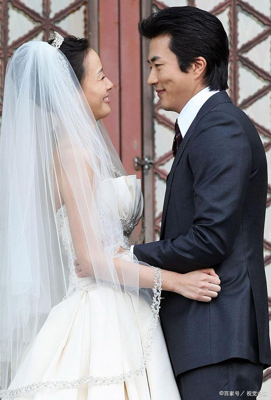孙泰英晒老公权相宇健身照,43岁身材依旧健硕,网友:妈妈的男神