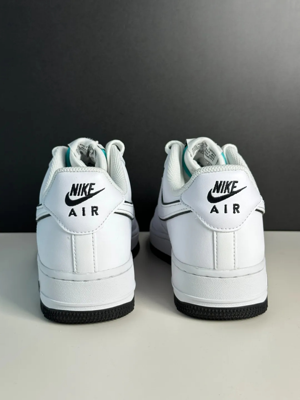 宝藏鞋子# 耐克(nike)男子空军一号运动鞋配色很简单,但也确实很惨换