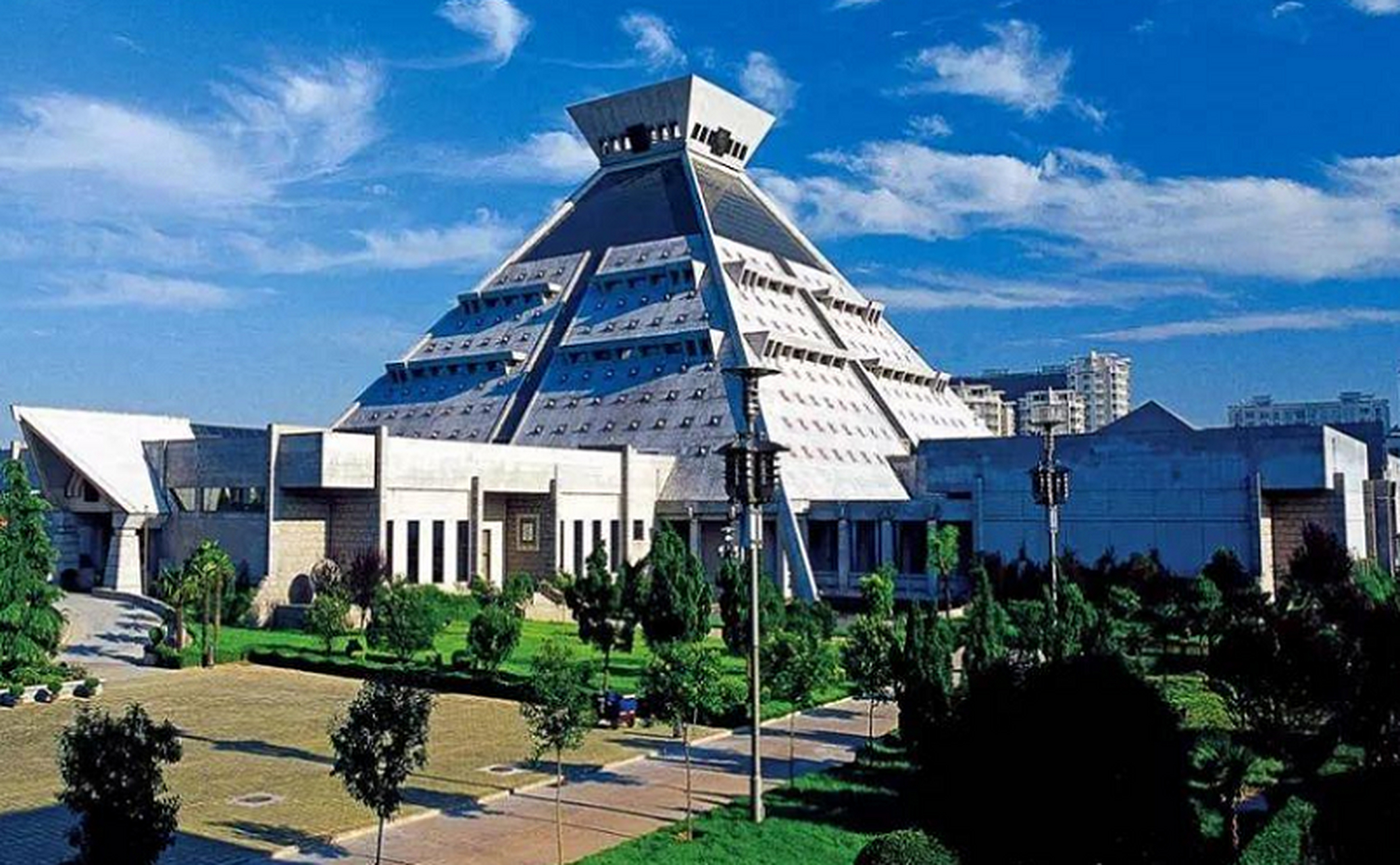 那当然是要去:河南博物院!