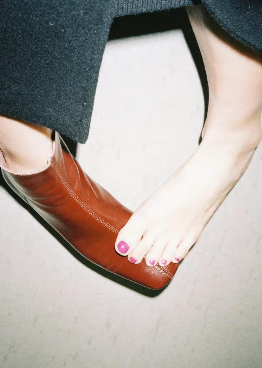 领动计划# 柴碧云这小脚丫真秀气!