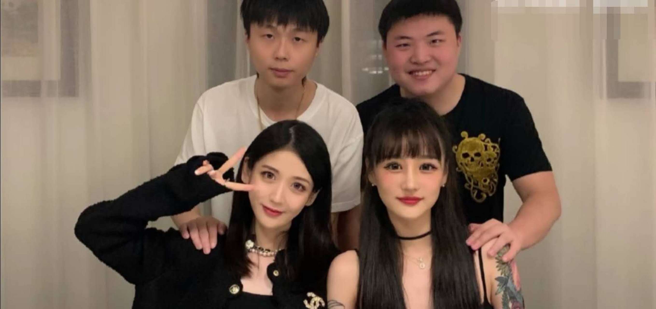 英雄联盟s10##好游安利大赏# #剑仙星访谈# uzi女友奥咪咪首次公开