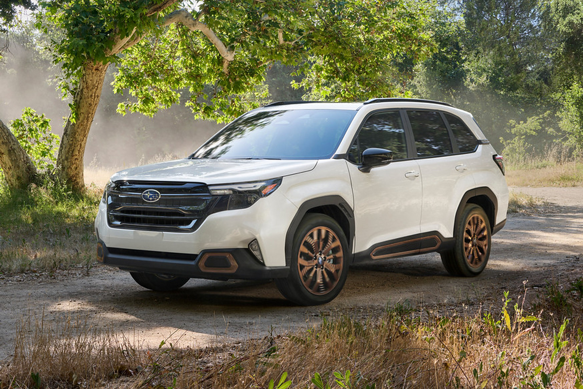 斯巴鲁在洛杉矶车展上展示了第六代森林人,斯巴鲁森林人的长度增加了