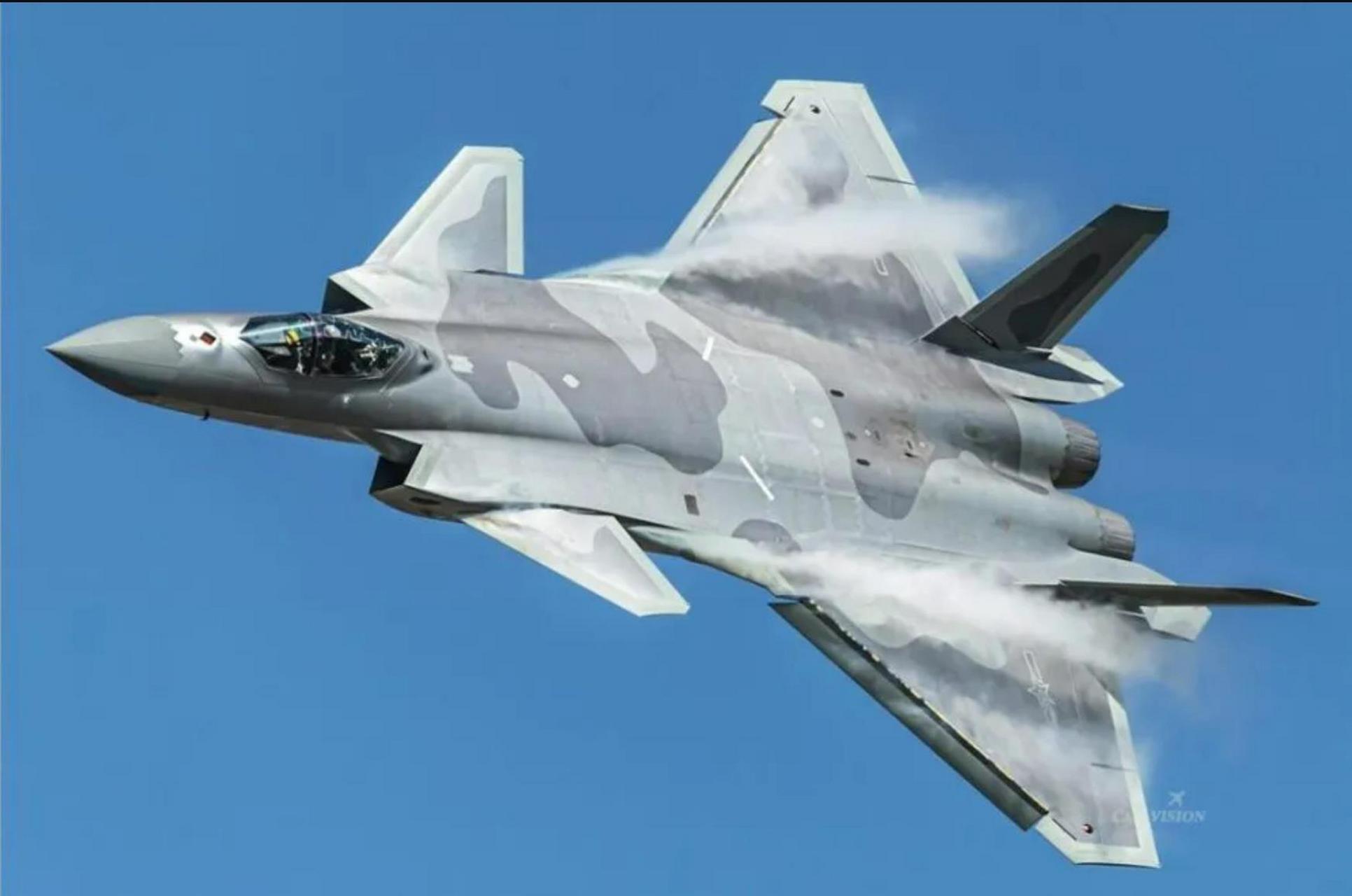 中国的五代机产能在不断提升的,成飞和沈飞都在扩建新的厂房.