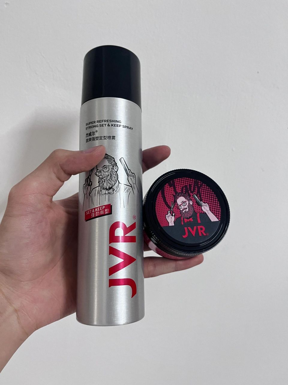 用了就会爱上的发胶发泥 最近被这款杰威尔的发胶和发泥给种草了 不仅