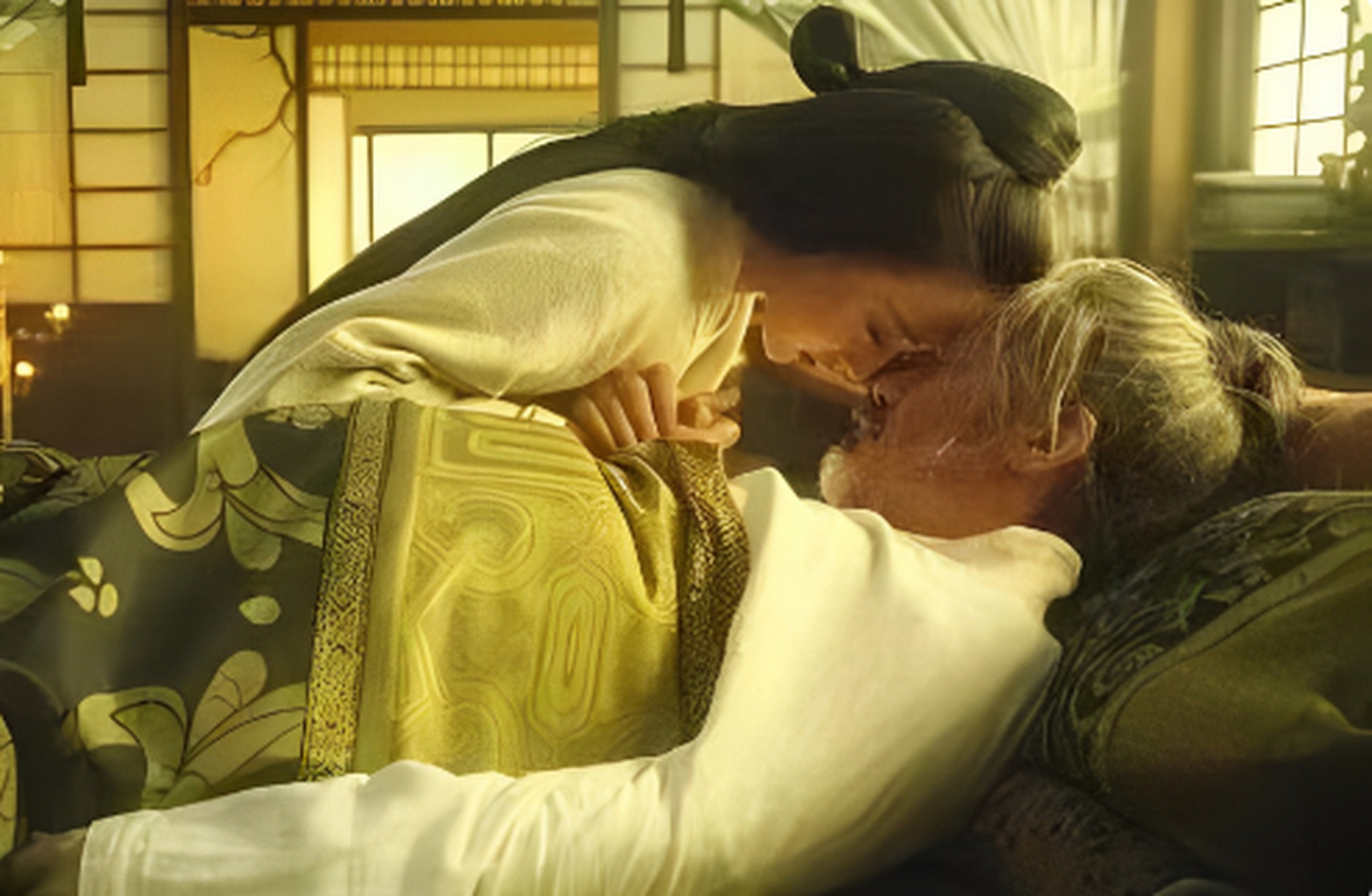 晚年的司马懿不再喜欢他五十多岁的妻子张春华,他甚至不愿与她同住