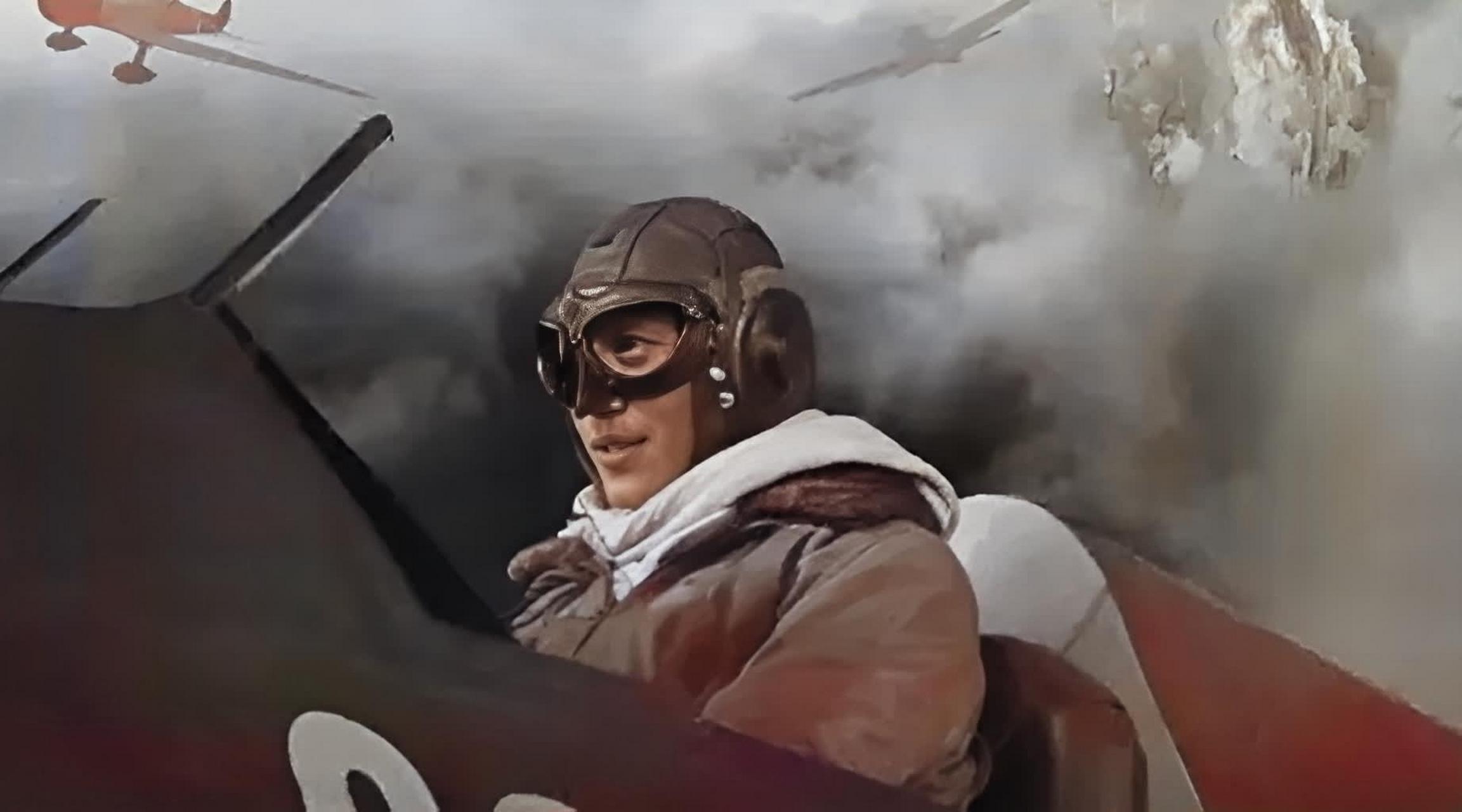 陈怀民是一位优秀的飞行员,自幼怀着对祖国的强烈热爱和报国之志.