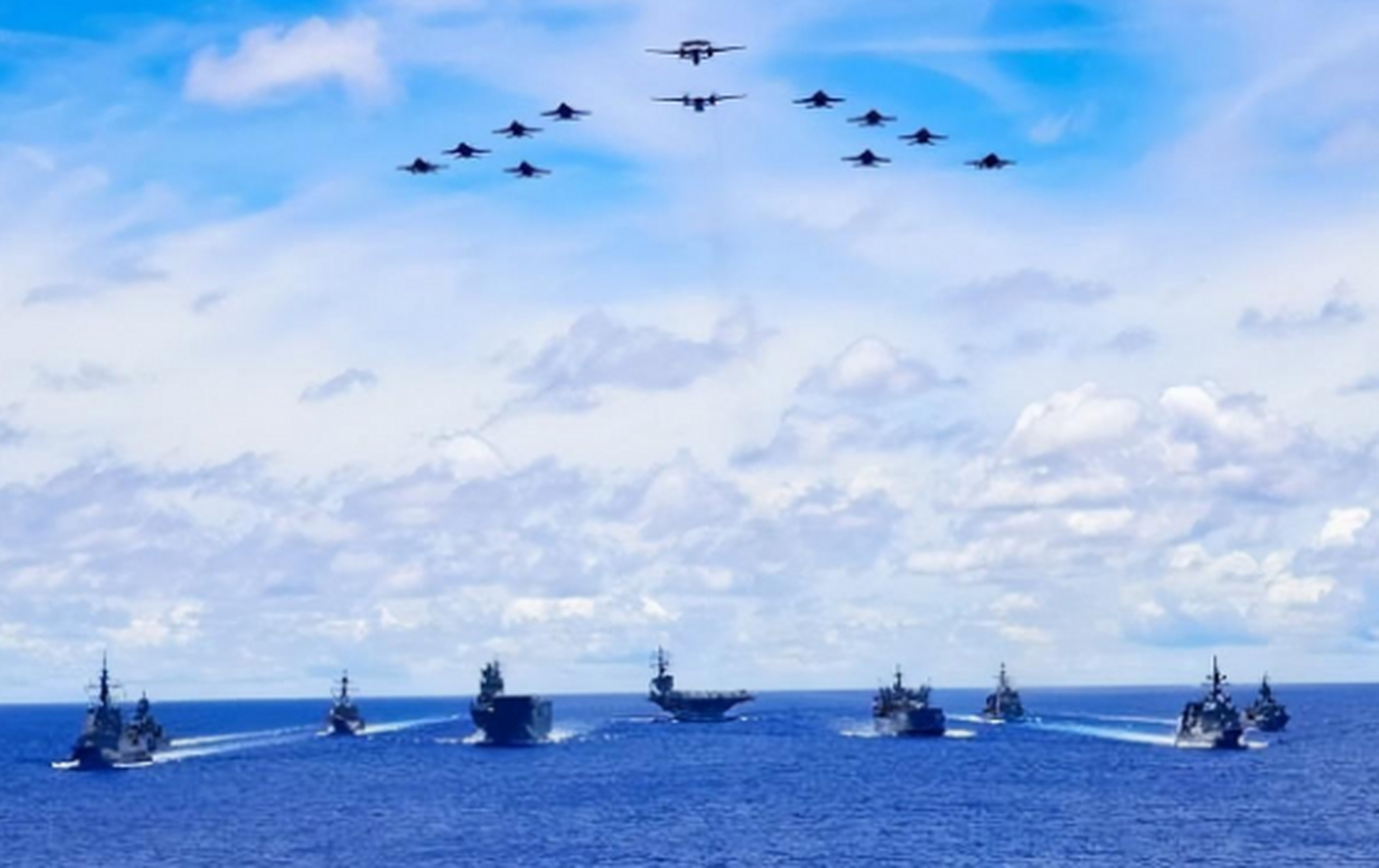 东部战区收复台湾到底有没有把握?陆海空三军换装,实力今非昔比!自194