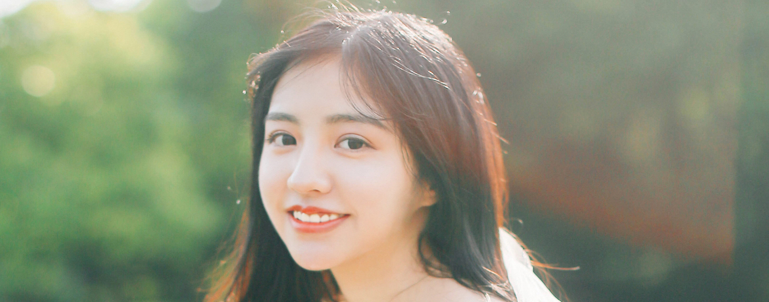 我叫陈燕  我叫陈燕,今年四十岁,和丈夫结婚十五年了,说不上恩爱,也没