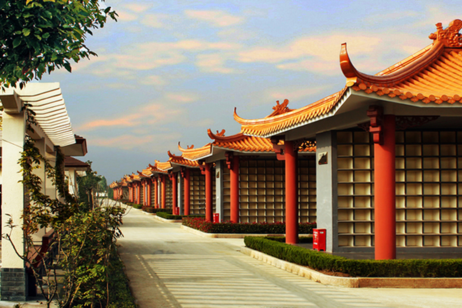 福寿园海港陵园地址:上海市浦东新区书