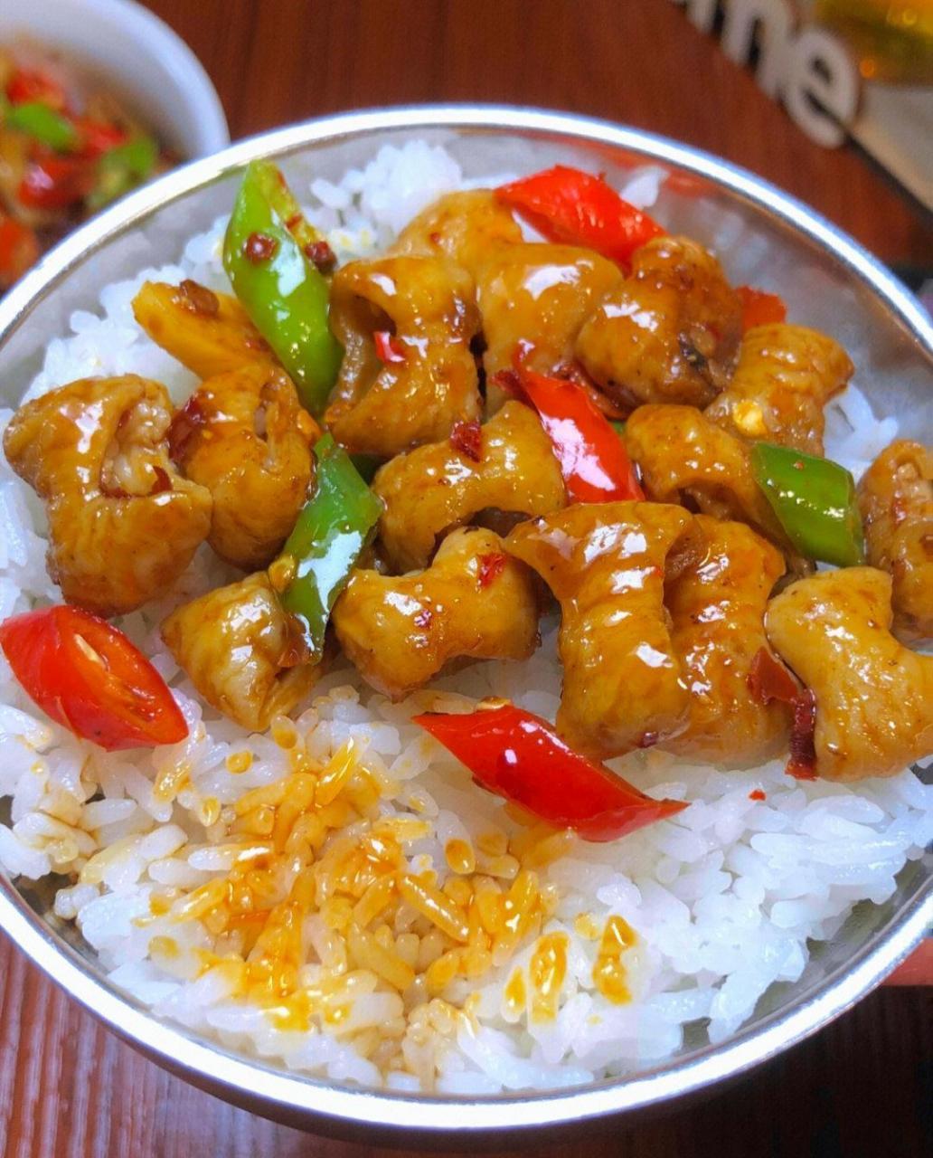 香辣过瘾的爆炒肥肠,这么做巨巨巨下饭!|||上次有姐妹?