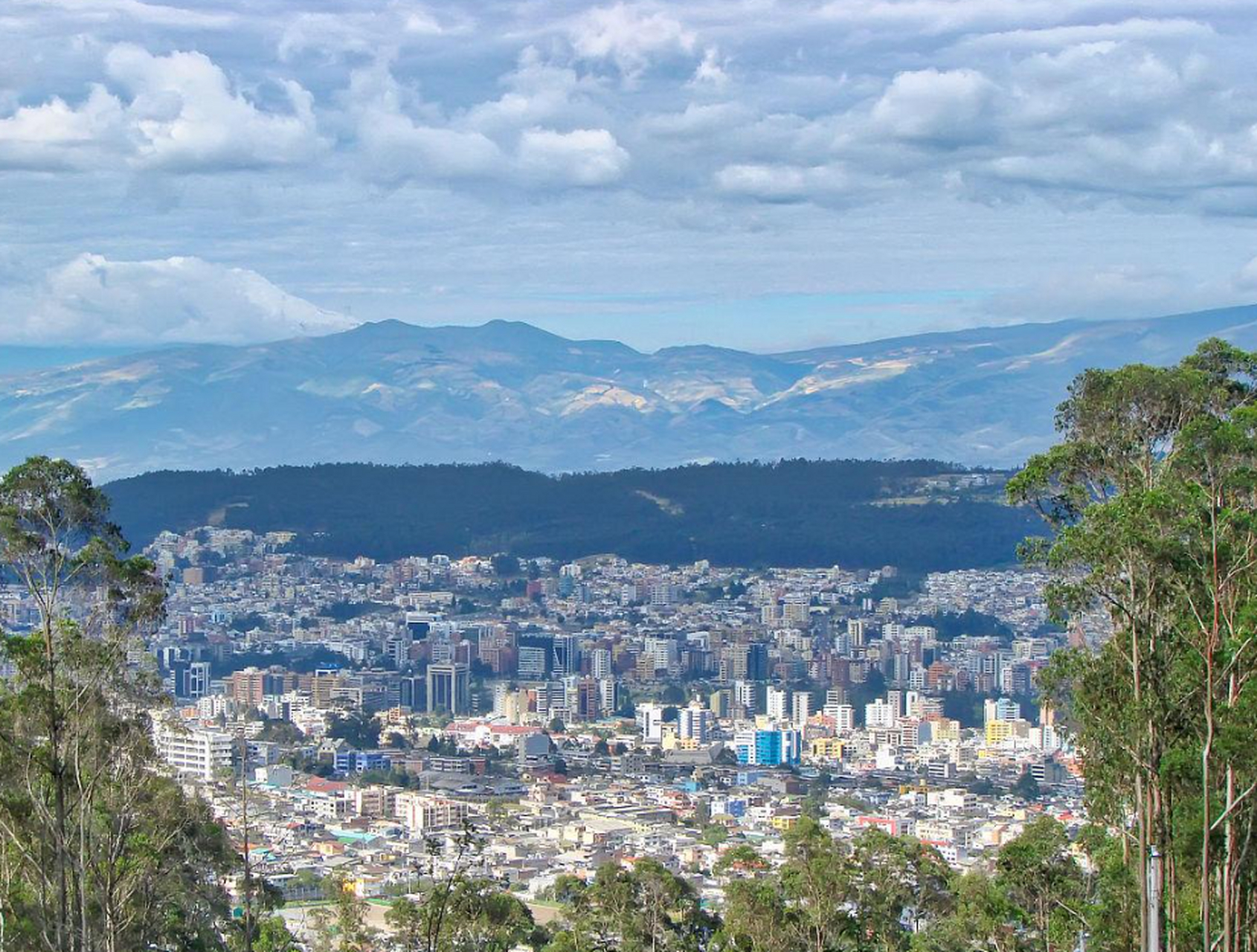 全世界平均海拔高度排名前十的首都城市 1,玻利维亚首都拉巴斯:平均