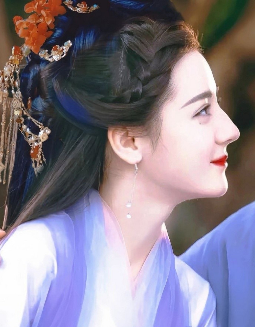 星闻#  网友给迪丽热巴p的古装造型图, 每一张都绝美, 到底是谁在说