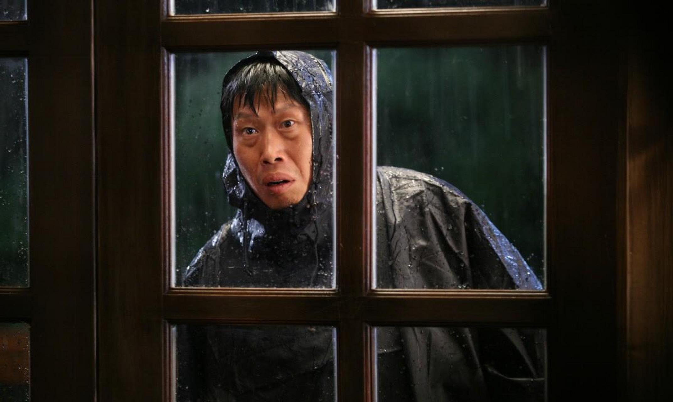 苔藓:一部让人背后发凉的韩国电影,一个女人和一群男人的故事