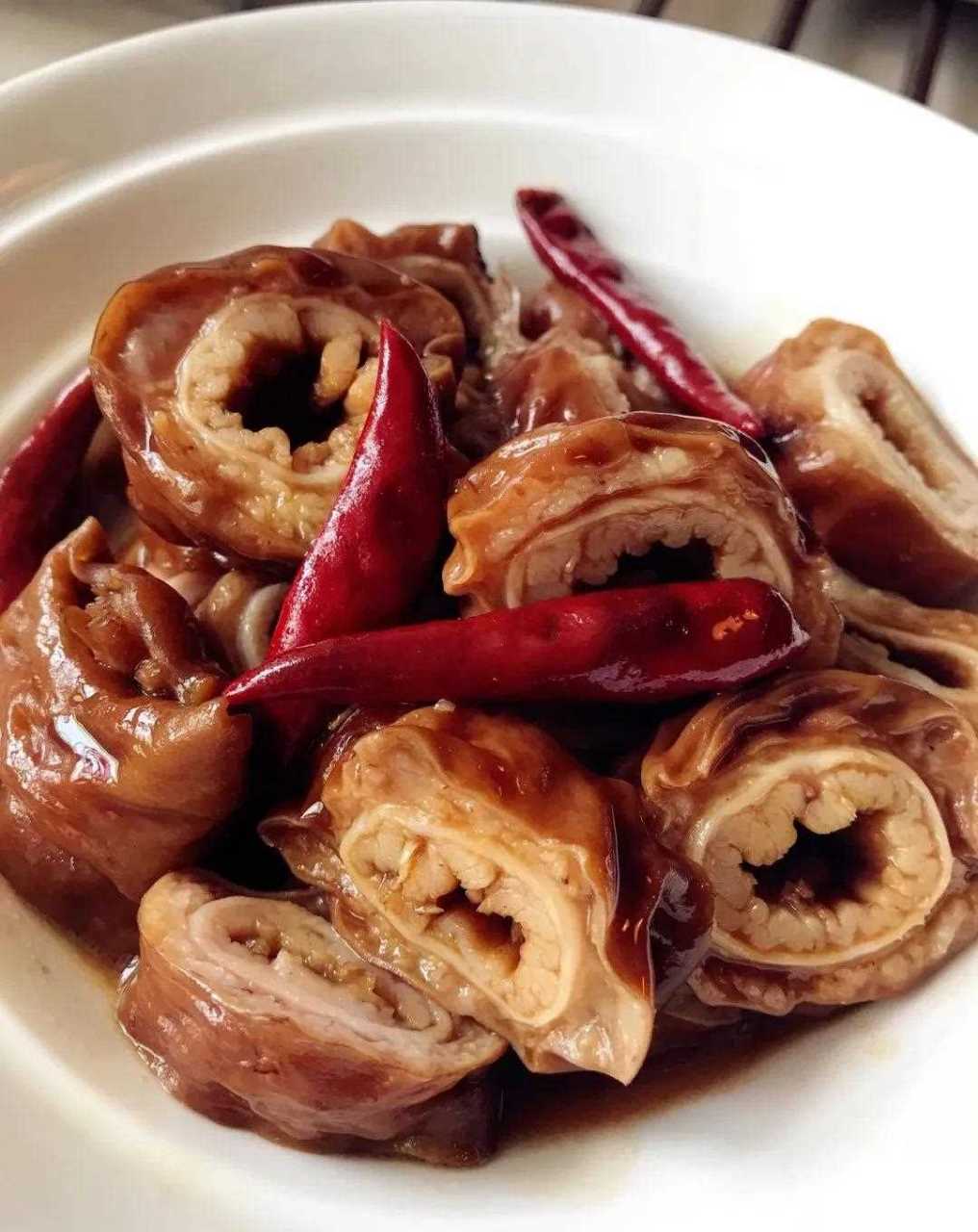 猪大肠有润燥,补虚,止渴止血之功效.