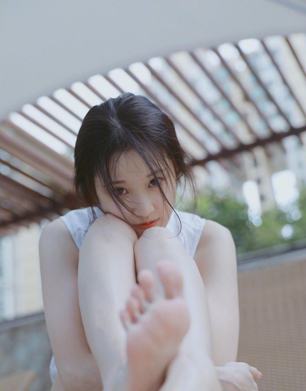 张慧雯   美腿玉足合集 #娱乐