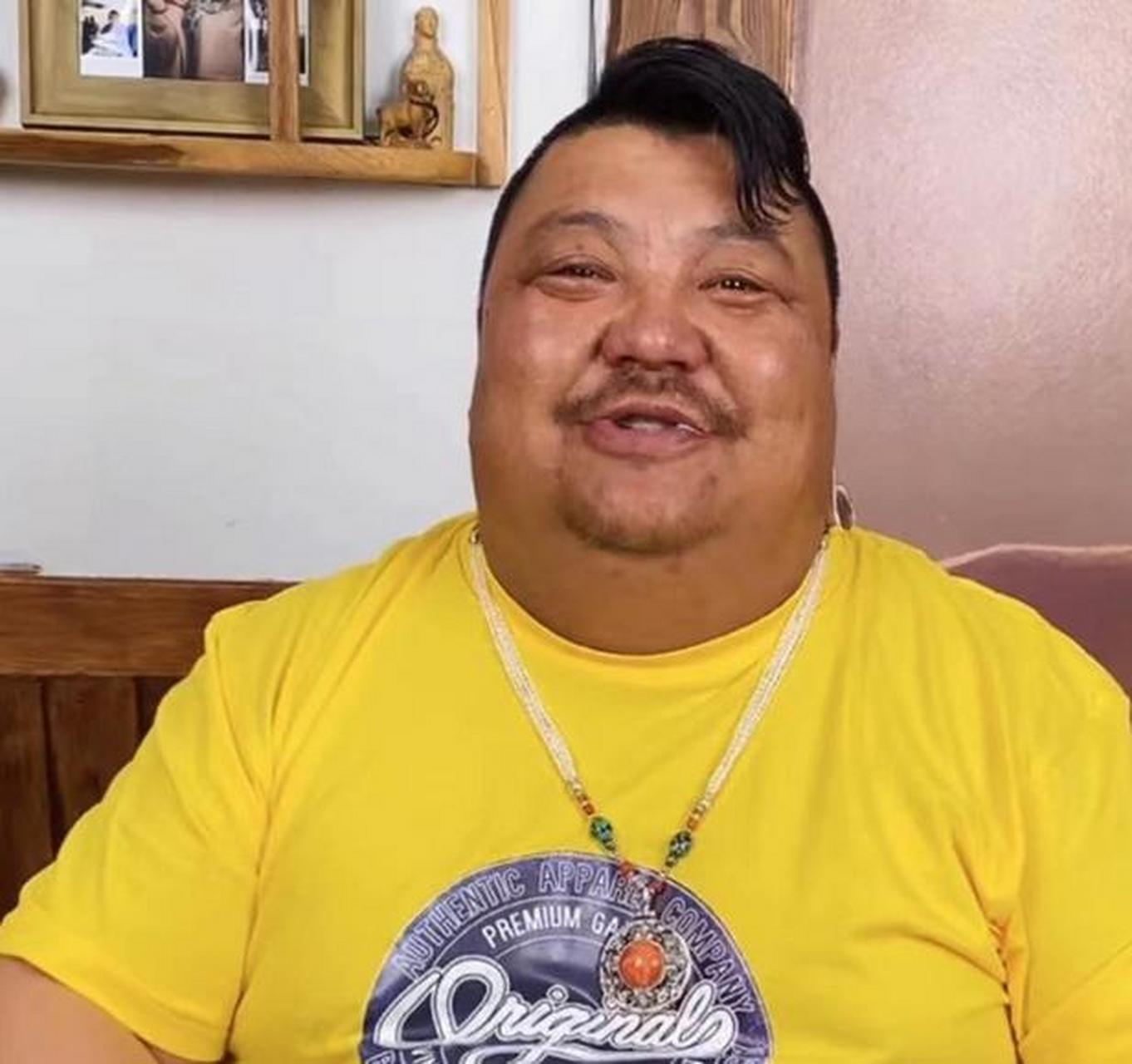 恩克挖走毛子哥的摄影师,未免有些恩将仇报的意思,毛子哥毕竟算恩克的