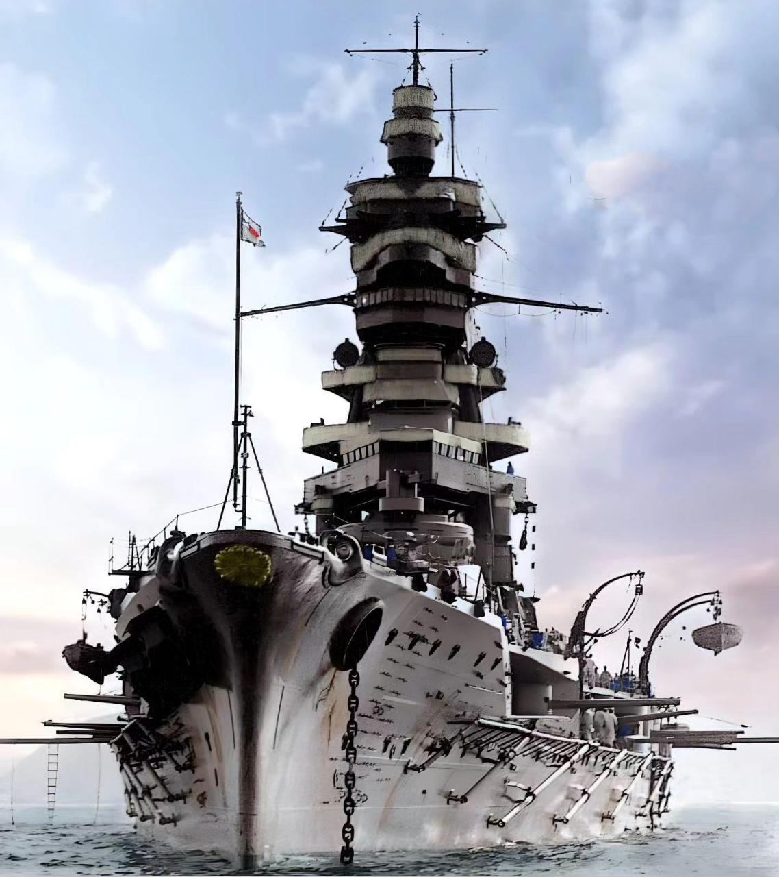 舷侧对敌的浪漫,插满炮管的日向号战列舰:日本日向号战列舰很有早期超