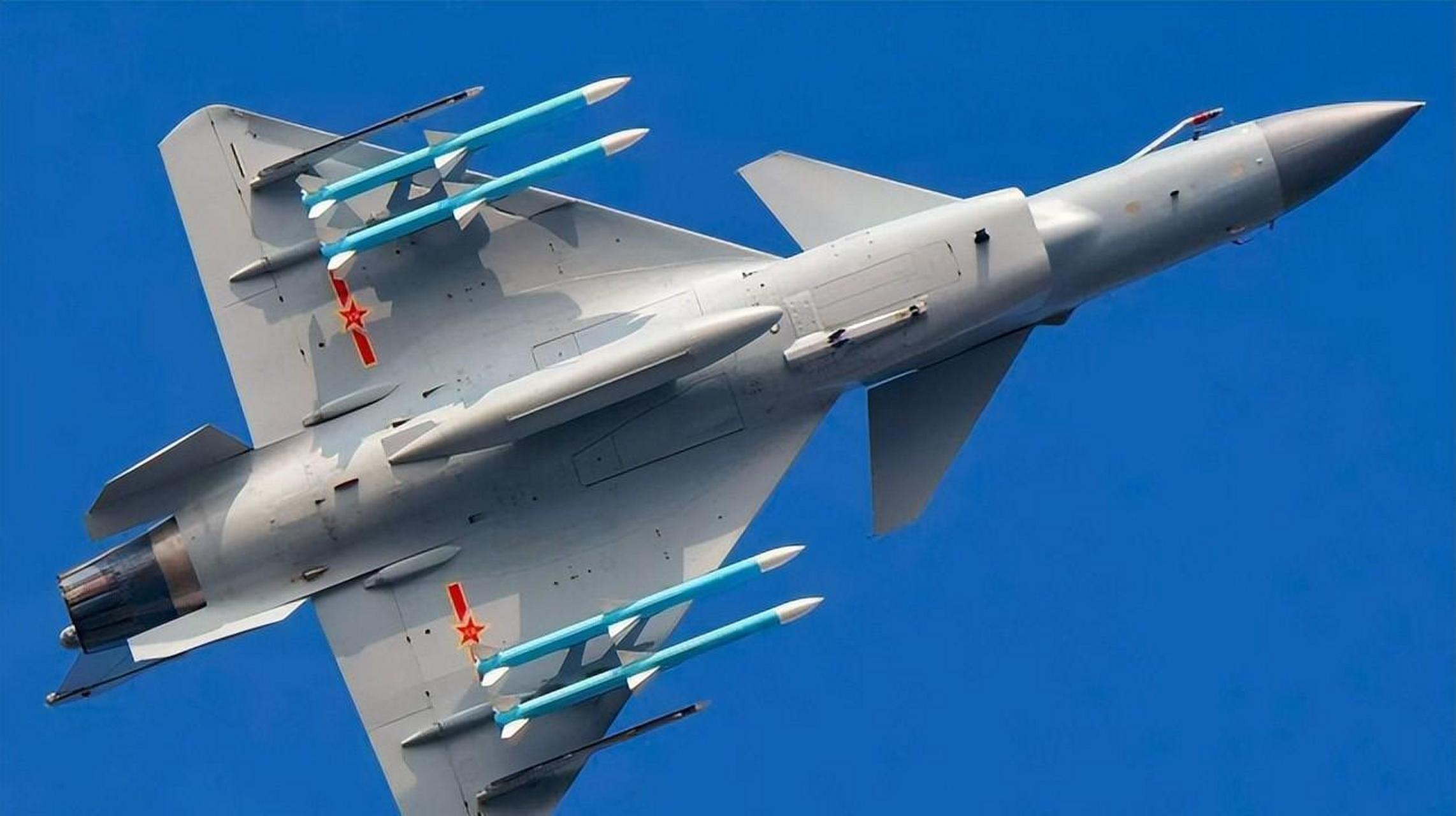 近期,有关升级国产歼10d战机的报道不少,但是,为什么要搞出歼10d?