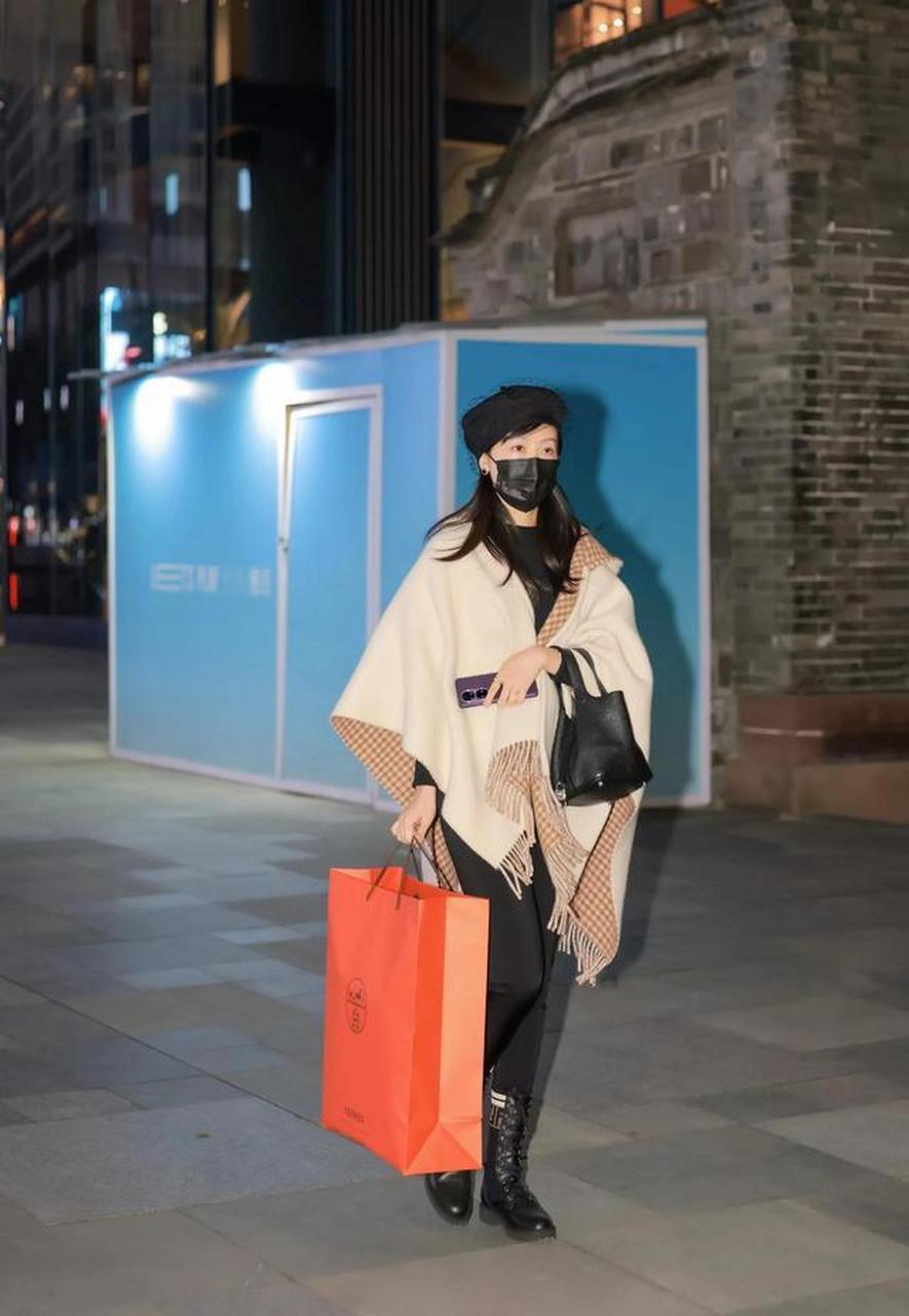 看街拍 识包包:10组hermès picotin lock爱马仕菜篮子穿搭