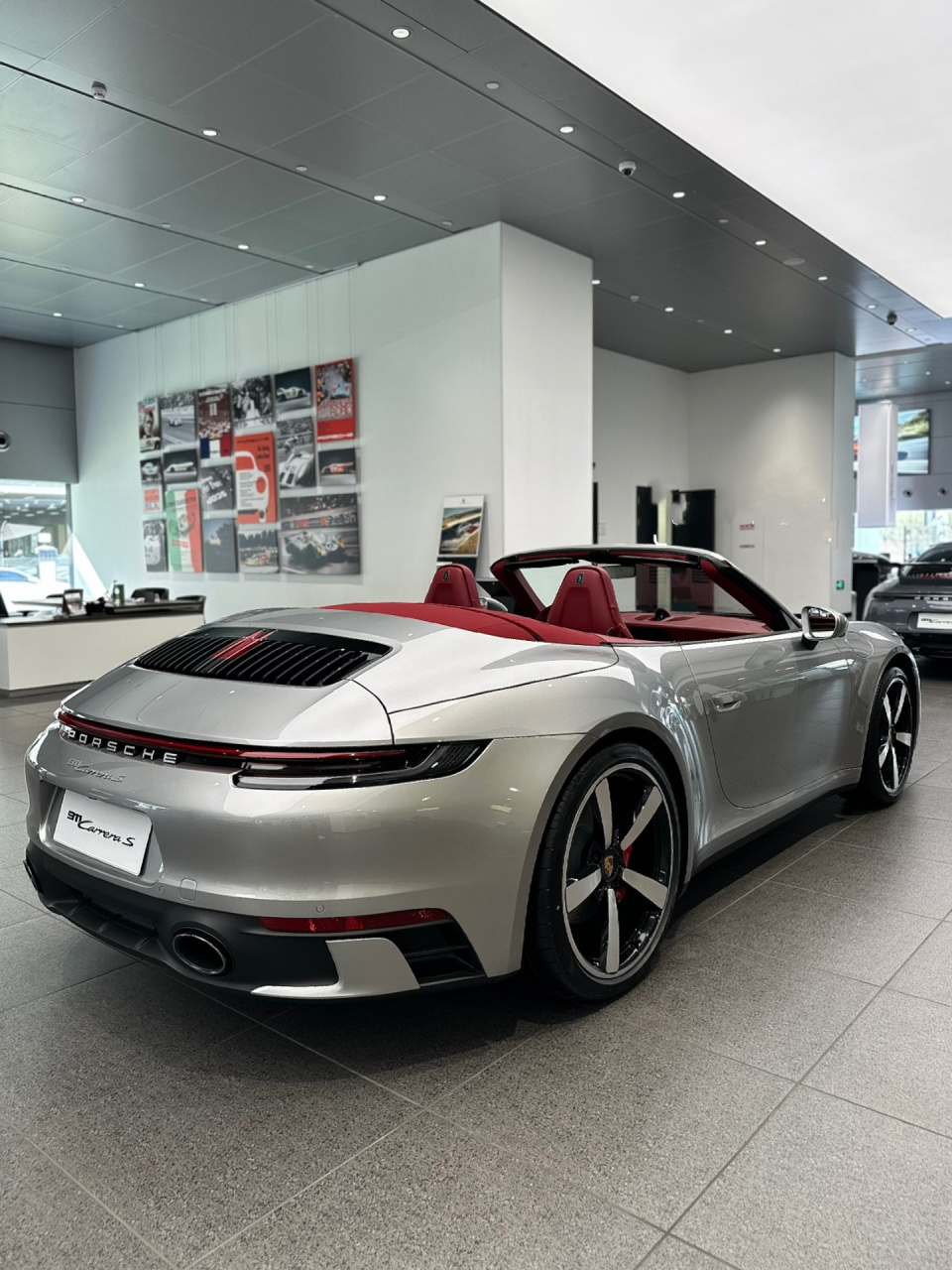 保时捷911经典配色gt银 就是一个帅 保时捷911经典配色gt银 就是一个