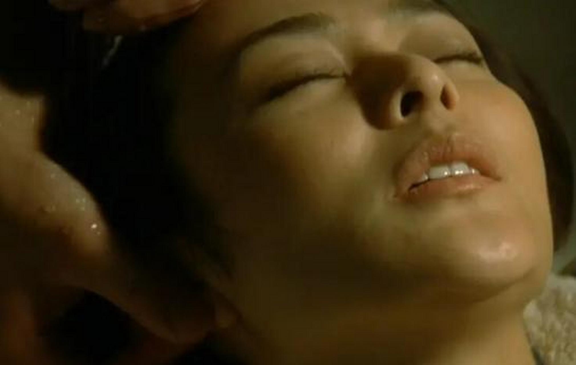 有香港第一美女之称的关之琳在2005年拍摄电影《做头》的时候,尽管她