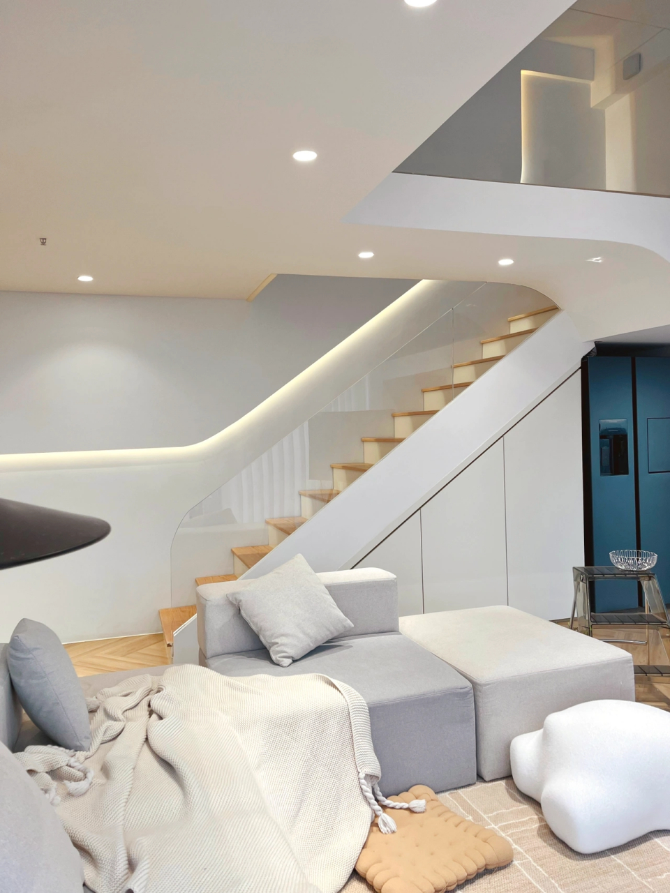 40平小户型复式楼梯设计分享来啦 ～ 楼梯其实有很多种做法,今天来