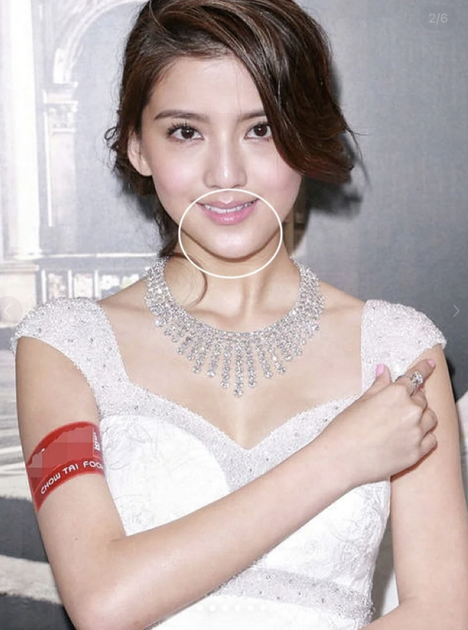 尽管如此,吴千语在微博上展现出了大方松弛的状态,让人们对她的印象不