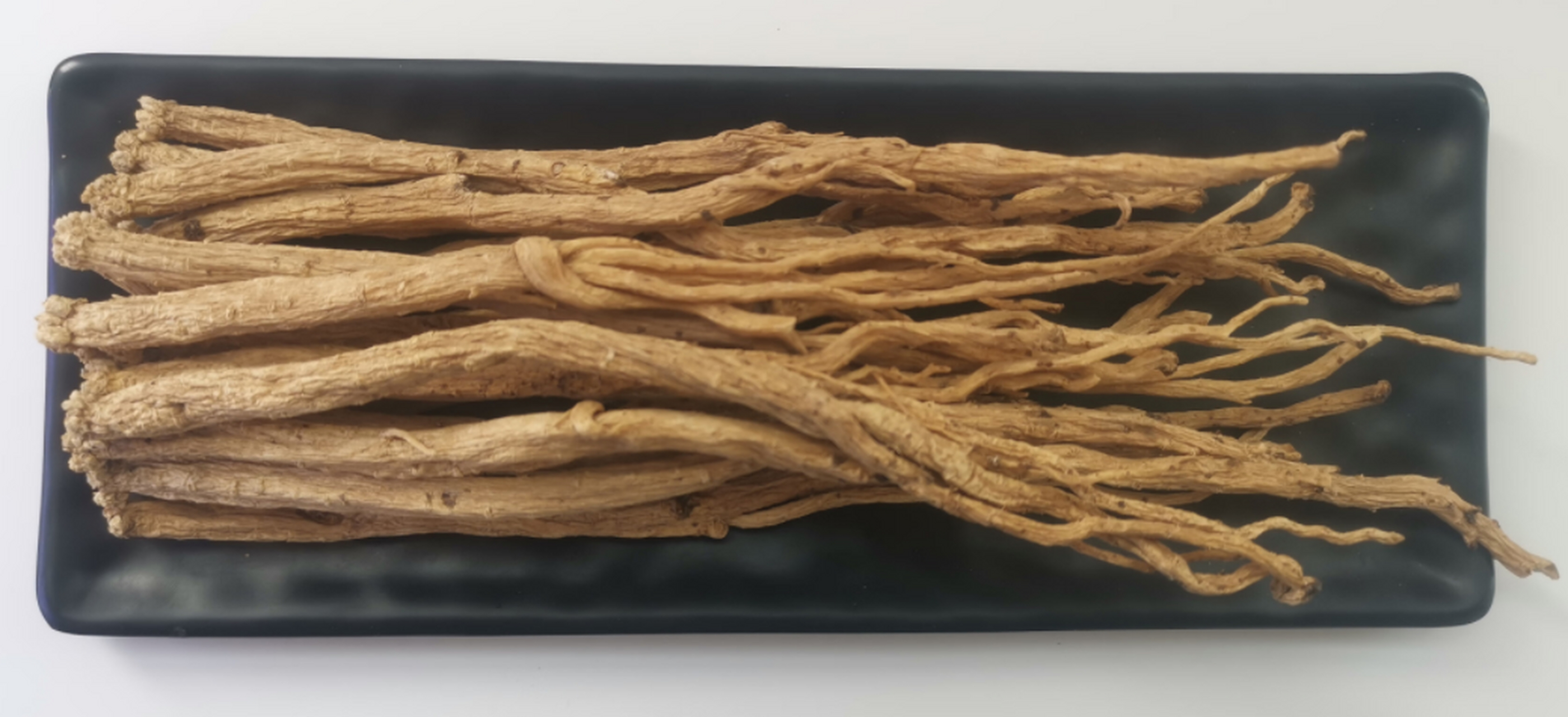 党参是一味广为人知的中药,虽然没有人参那么有名,但也是