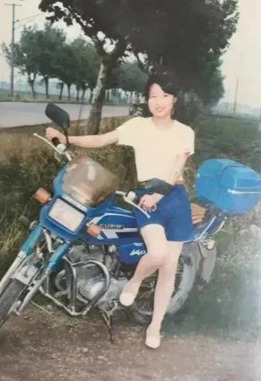 在上世纪90年代,摩托车对于一般家庭来说是一种奢侈品.