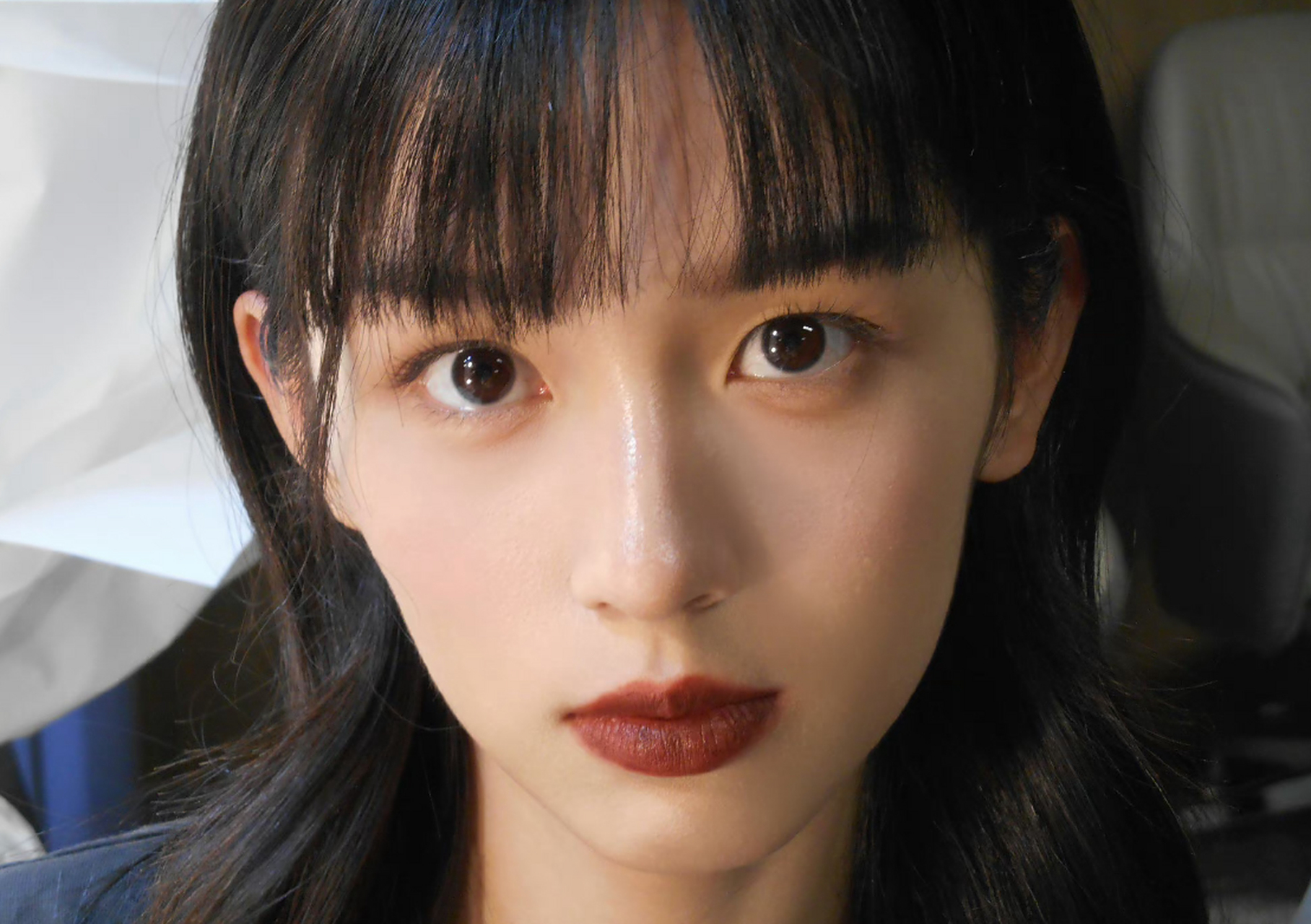 周也留齐刘海好有恶女感!