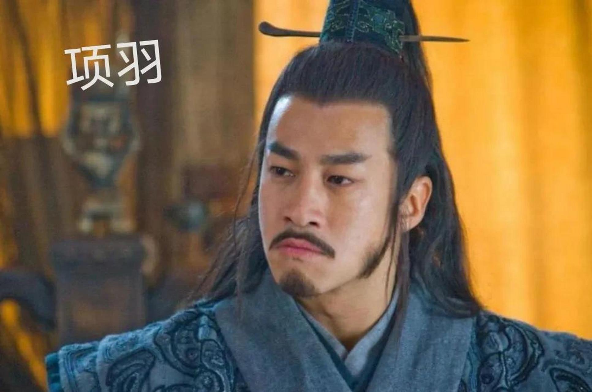 梁王彭越被冤杀后,被刘邦制成肉酱赏赐给诸侯.