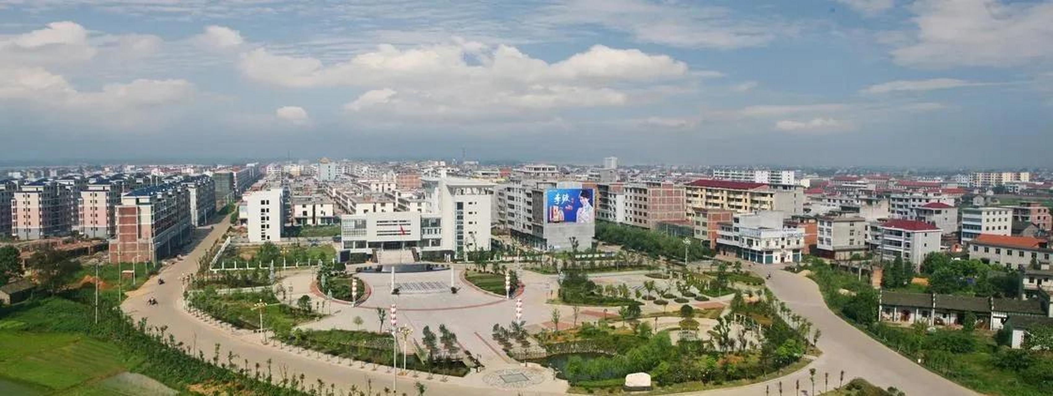 盘点中国千强镇 温圳镇,隶属江西省南昌市进贤县,位于进贤县西部,抚河