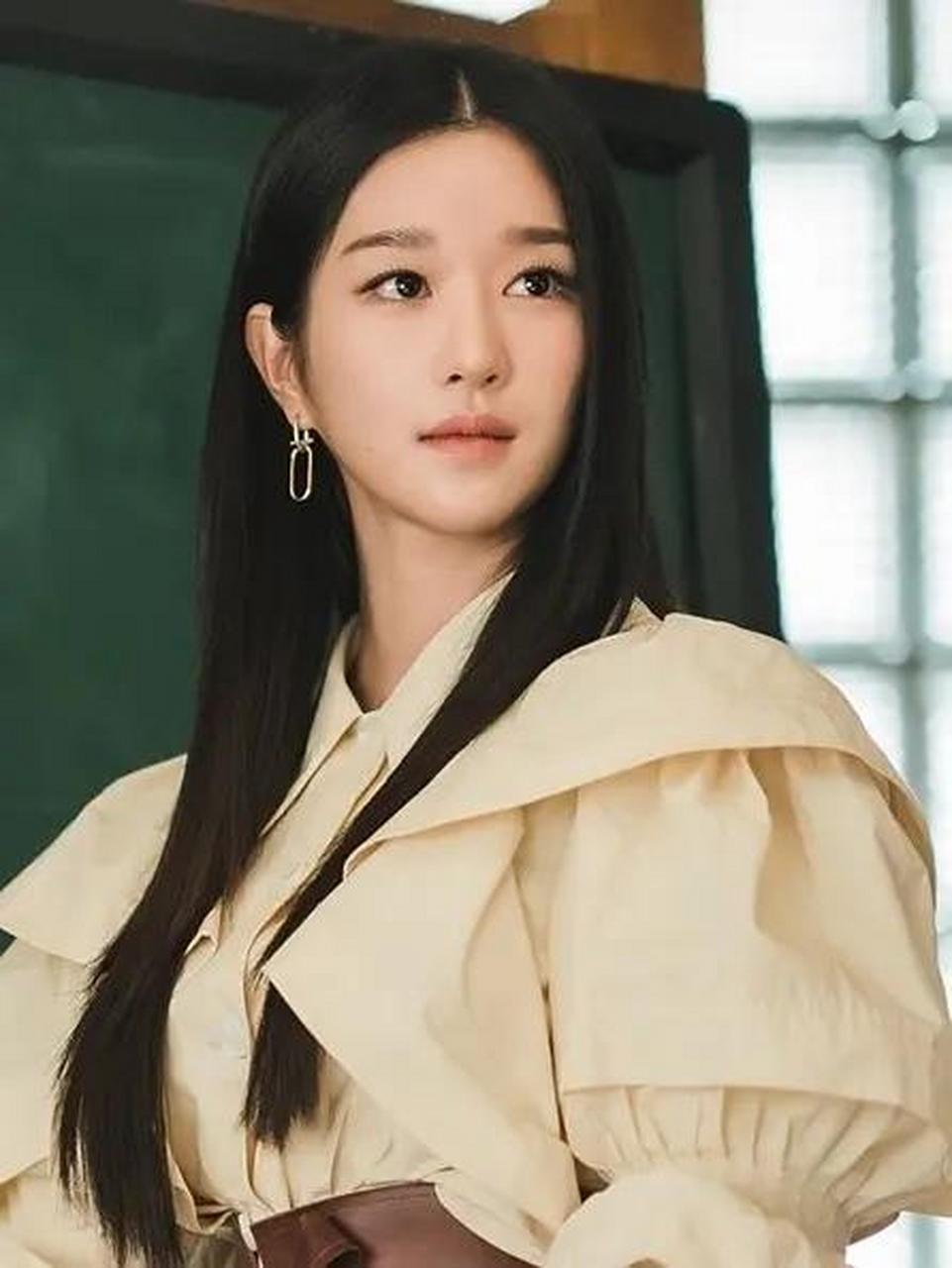 星娱资讯速递# #星闻资讯第一线# #韩国演员朴秀莲从楼梯摔落去世