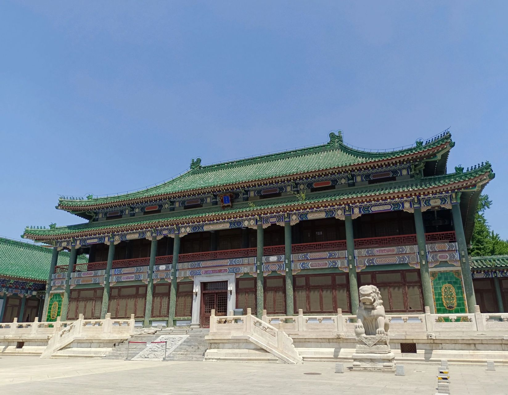 入馆 95预约:现在古籍馆不需要预约,可以直接去.