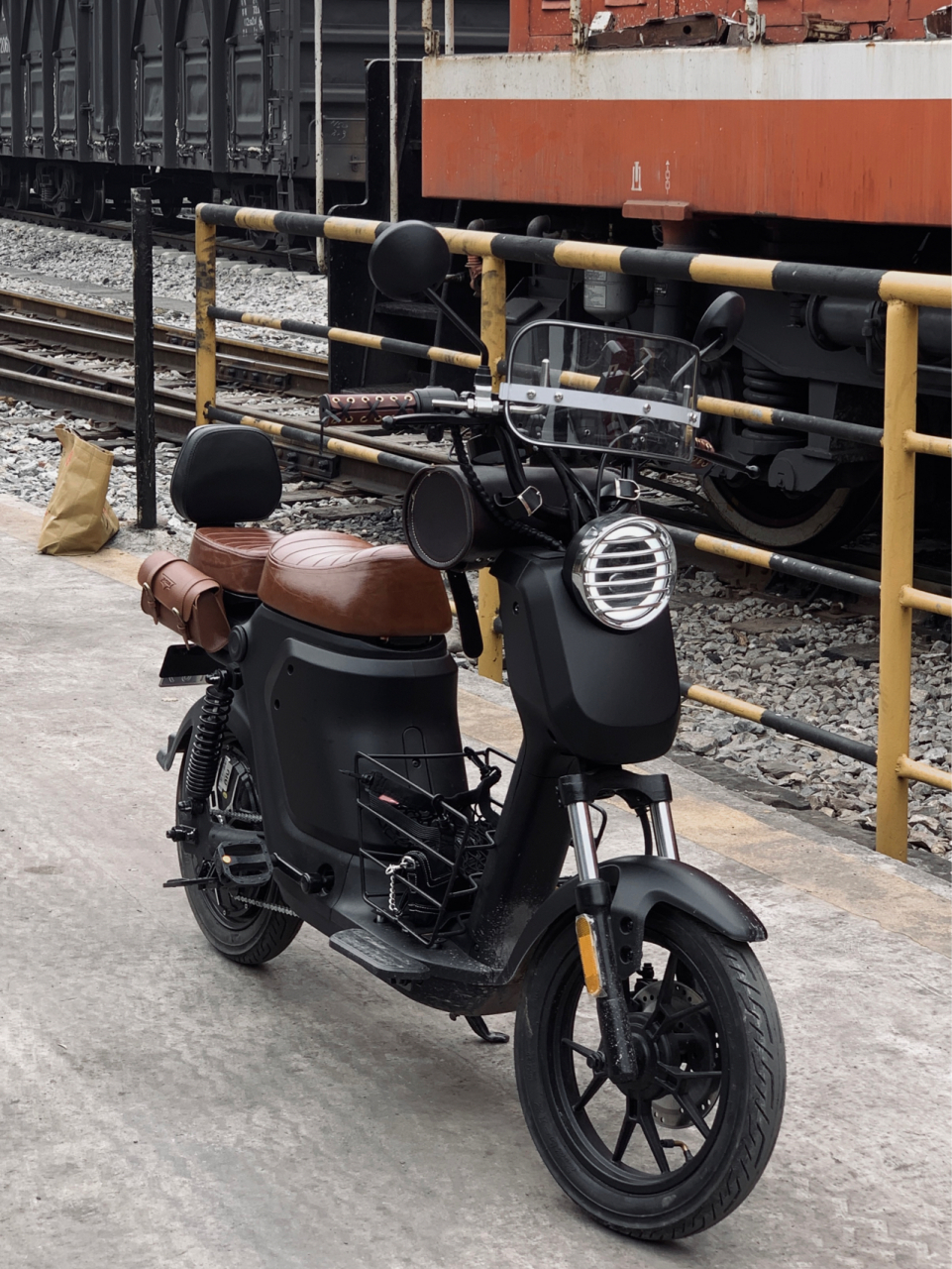 改装小牛uqis 男朋友送的电动车 自行改装 图8图9原车 小白摇身一变成