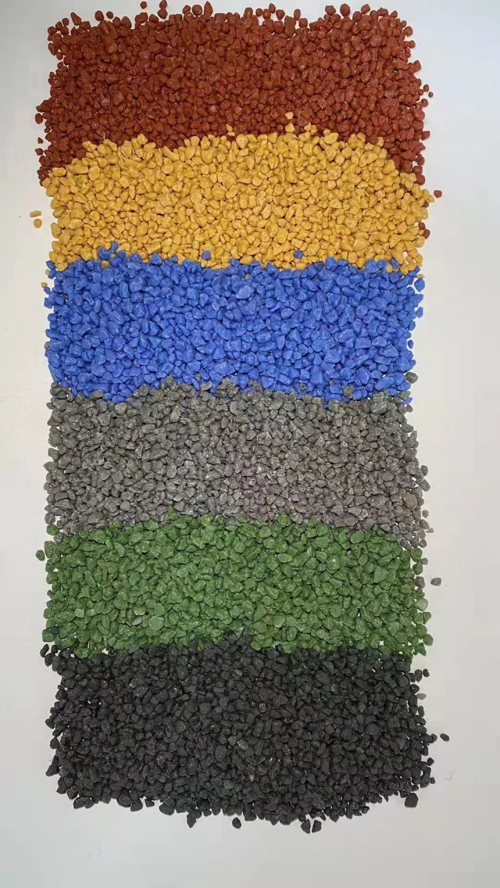 陶瓷颗粒是彩色防滑路面系列的一类产品, 与配套的陶瓷颗粒胶粘剂水乳