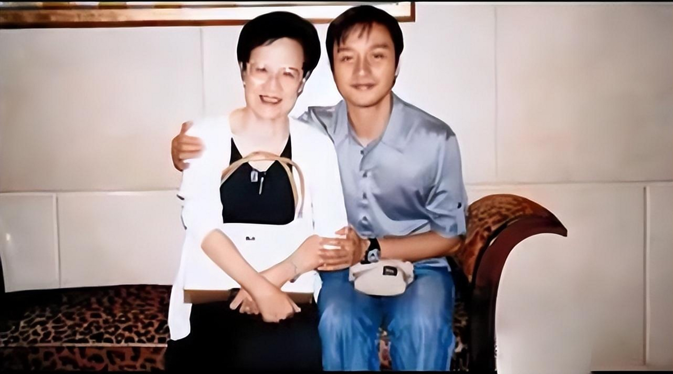 京剧表演艺术家张曼玲去世,她是张国荣的老师,与林青霞是好友 #京剧