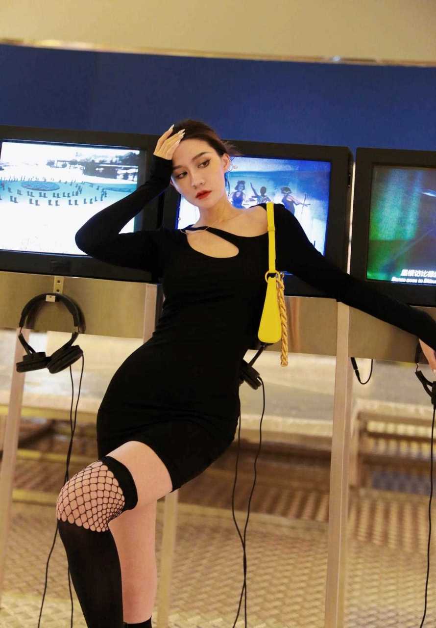 becoming andy warhol 成为安迪·沃霍尔 波普之夜 ucca 【ootd】[?