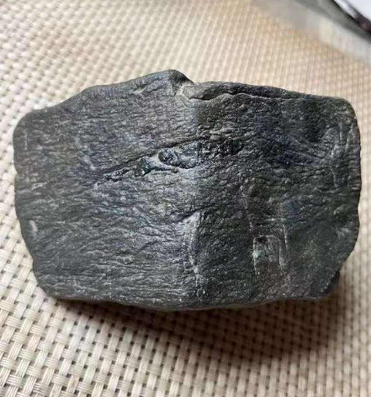 4公斤南齐场口色料,正宗南齐,棱角分明,种老肉细,颜色清甜,做牌子做戒