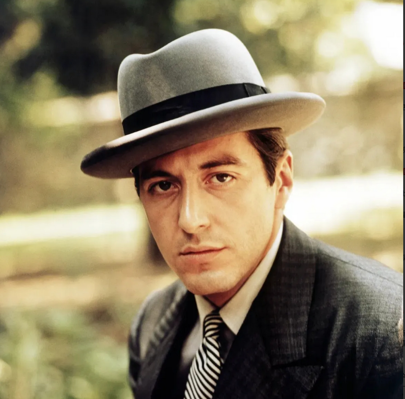 近日,82岁的阿尔·帕西诺致使其29岁的女友努尔·阿尔法拉(noor alf