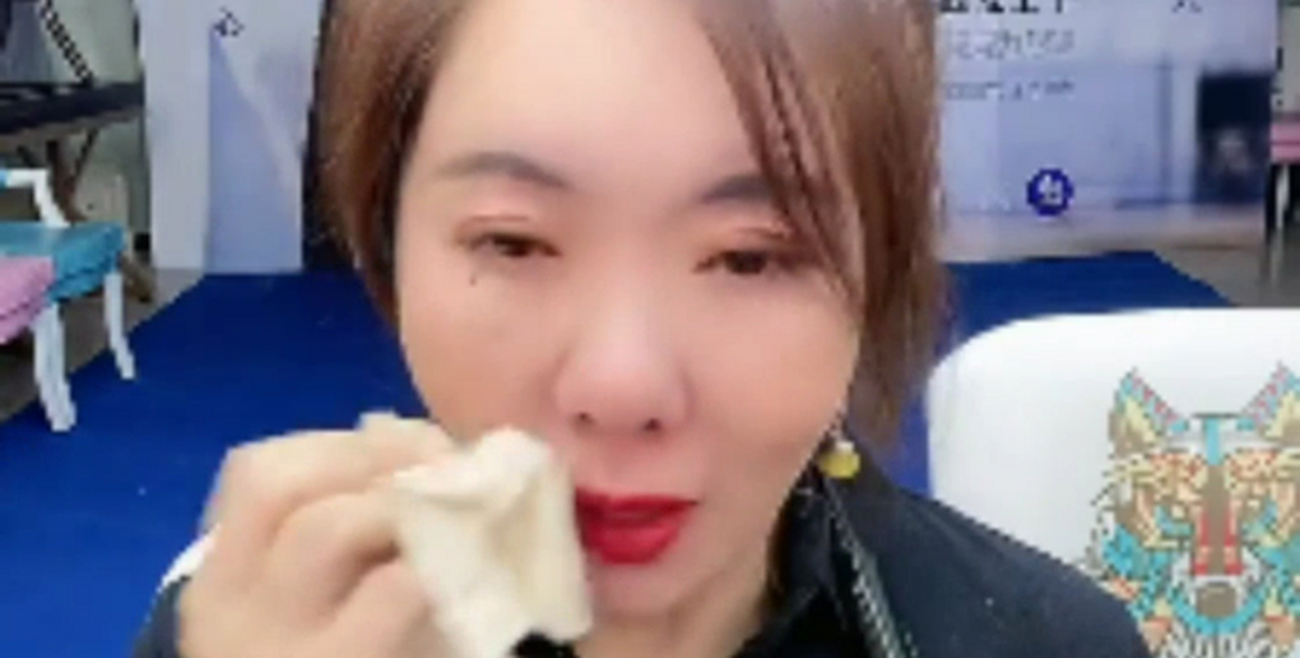 汤潮失联多日,这期间没有联系家人,连老婆颜安也不知道他的去向,汤潮