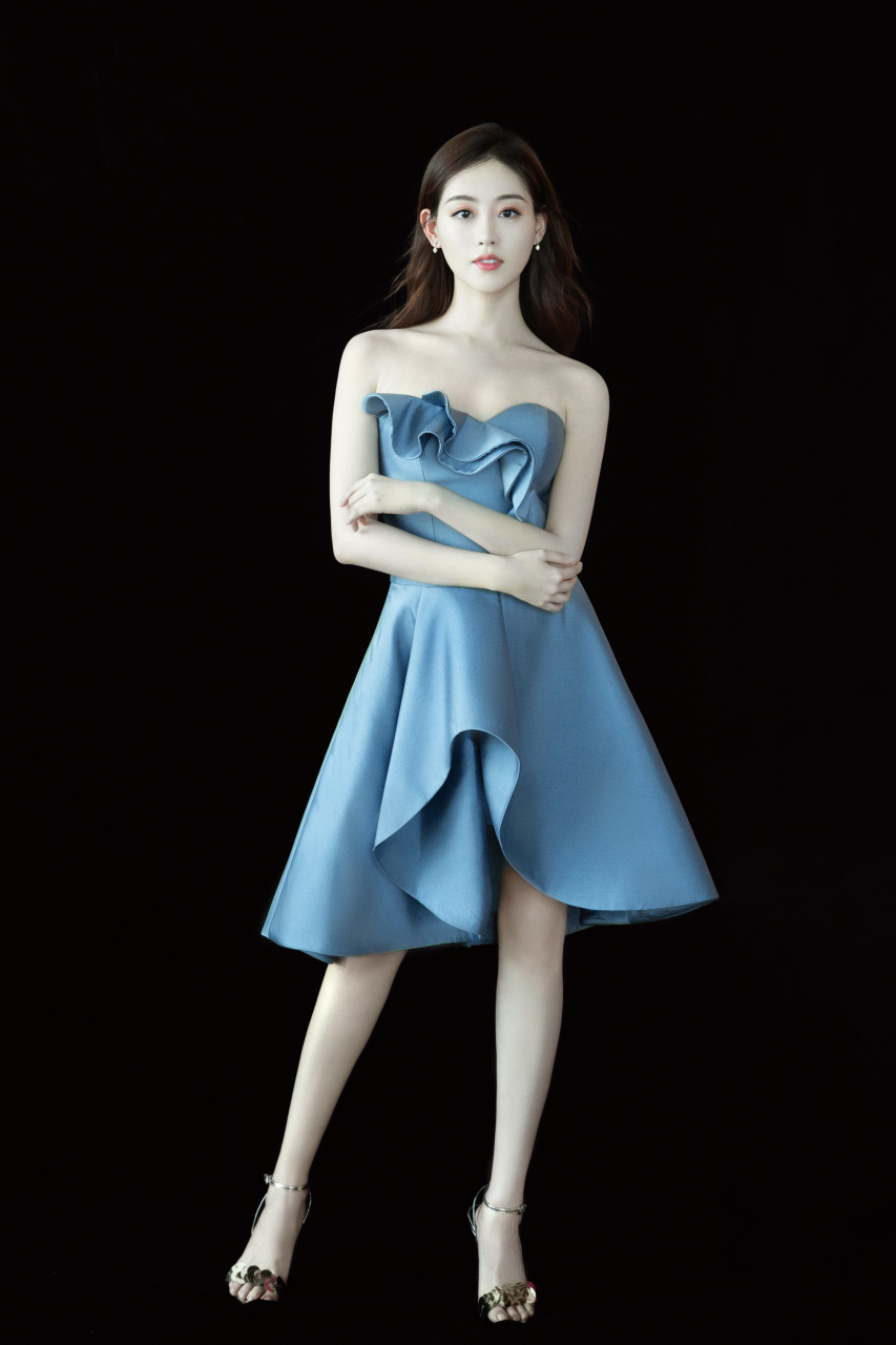 祝绪丹  美腿玉足合集[左捂脸]