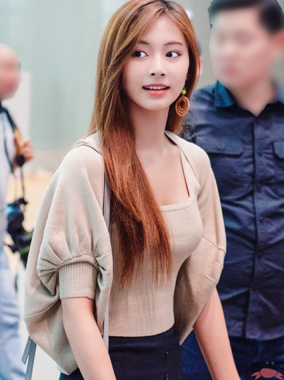 周子瑜私服 这是存在小说里的女主美貌吧 twice成员周子瑜日常私服穿