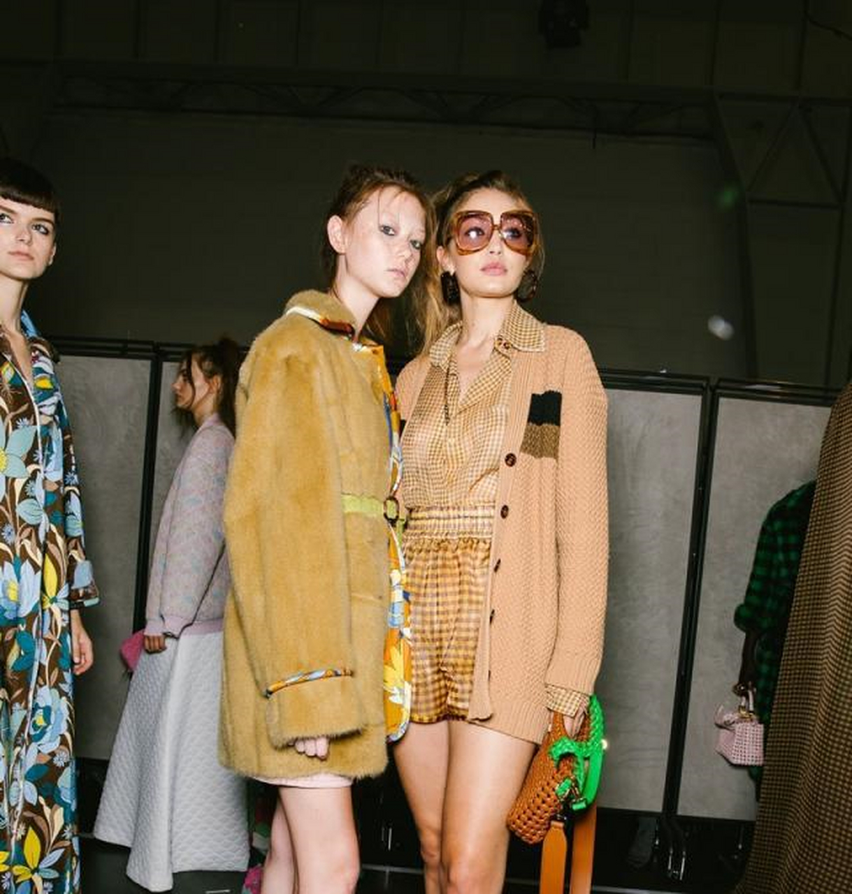 2020春夏米兰时装周!芬迪(fendi)时装秀后台照