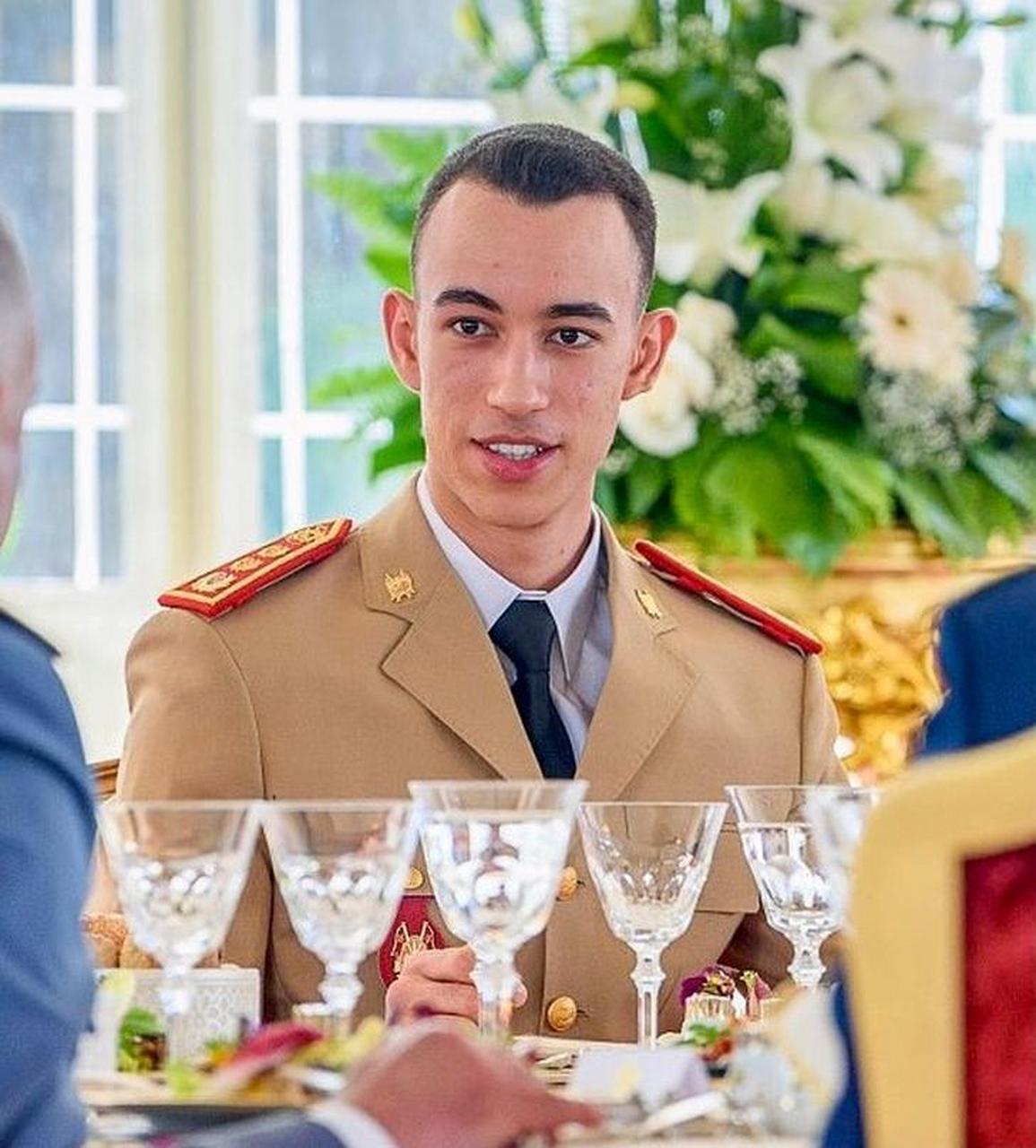 穆莱·哈桑是谁?王子通过一条阿拉伯项链与莱昂诺尔公主联系在一起!