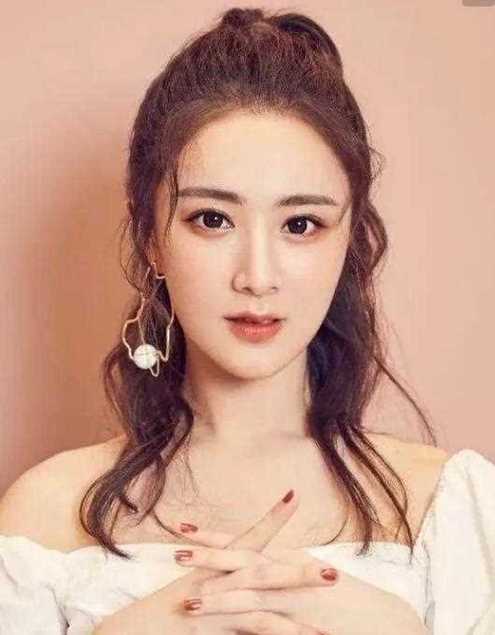 薇娅光逃税就能逃6个多亿,真是贫穷限制了我的想象,这女人得挣多少钱