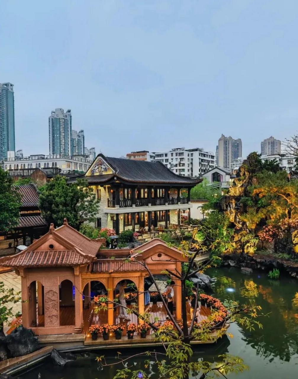 不妨来一趟永庆坊吧,领略独居特色的老西关文化