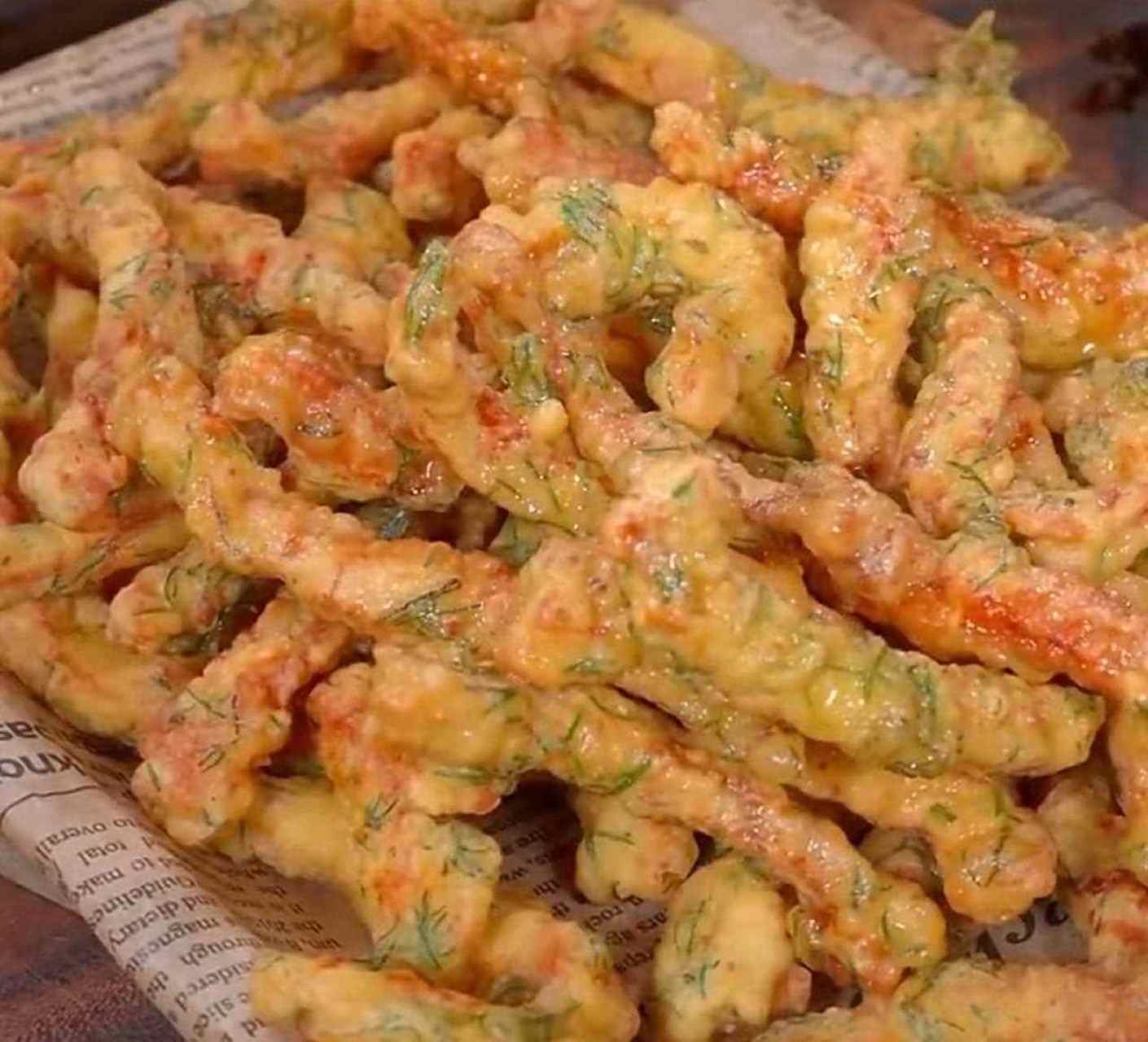 食材:里脊肉,小酥肉粉,茴香,花椒[悠闲] 做法: 1,新鲜的里脊肉清洗