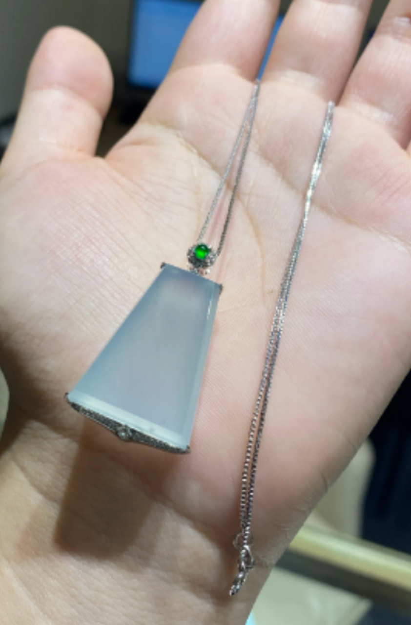 点击头像看直播##翡翠# 白冰的翡翠做无事牌比较单调,如果飘点阑è